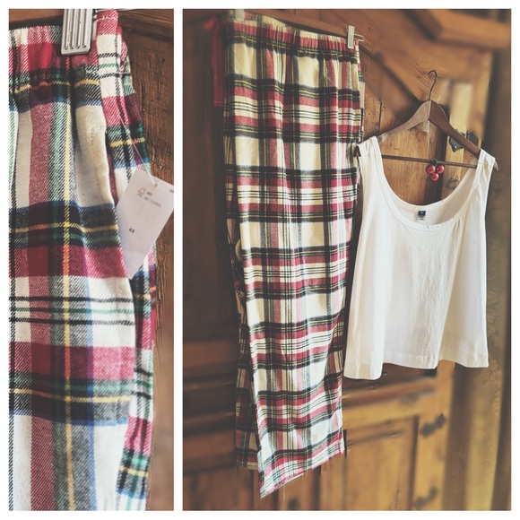 Old NAVY Pajama Bottoms Flannel & Complimentary Tee - Picture 4 of 11